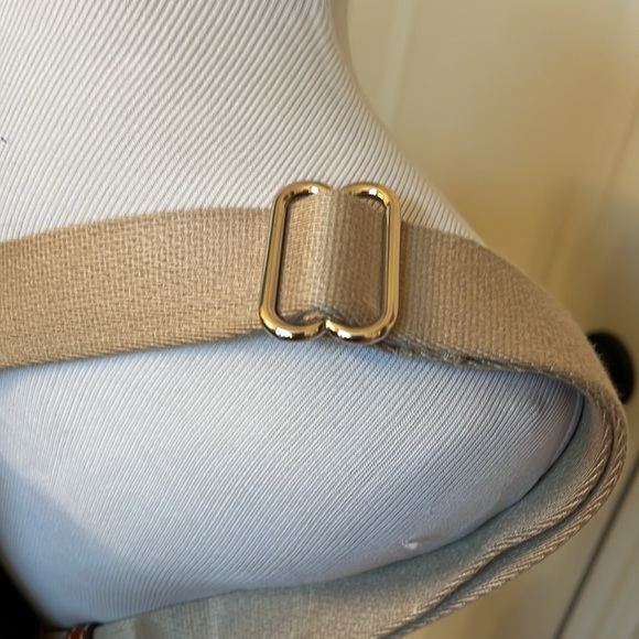 Dooney & Bourke backpack - Picture 8 of 15